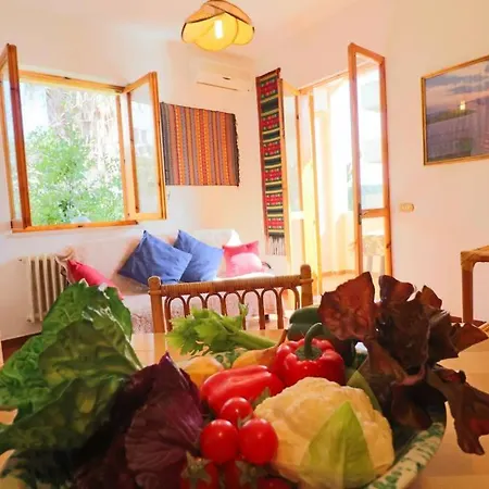 Casa Vacanze Sara A 4 Posti Lejlighed